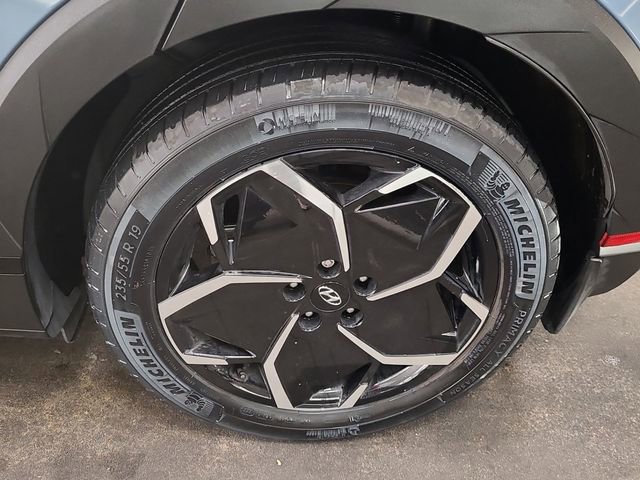 Used 2024 Hyundai Ioniq 5 SEL AWD/4WD image 16