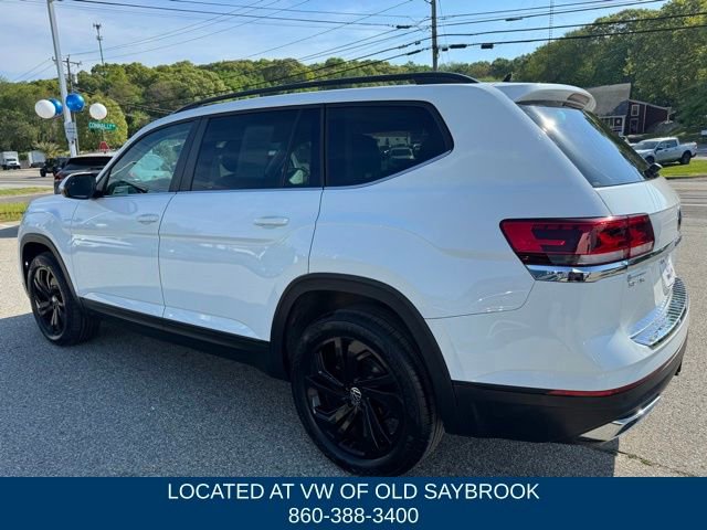 Certified 2023 Volkswagen Atlas SE w/ Black Wheel Package AWD/4WD image 7