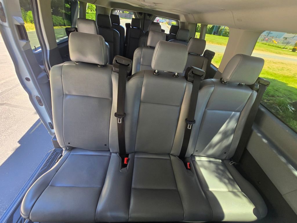 Used 2018 Ford Transit 350 XL RWD image 20