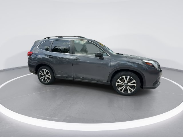 Used 2023 Subaru Forester Limited AWD/4WD image 2