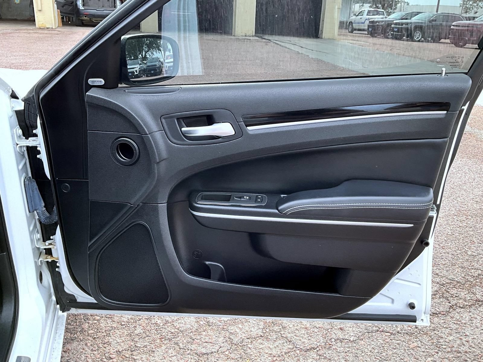Certified 2022 Chrysler 300 S w/ Comfort Group RWD image 17