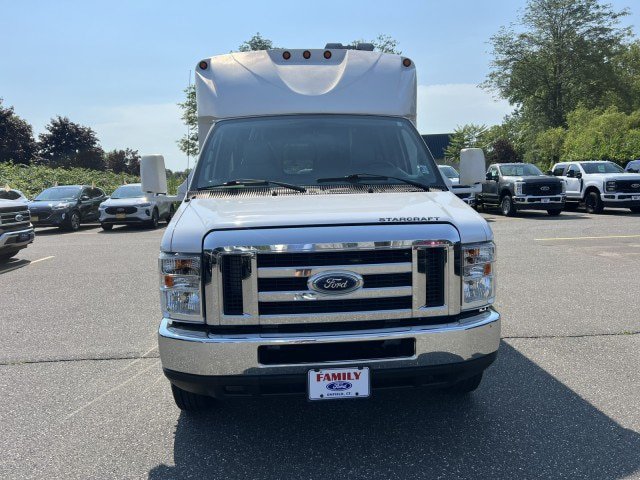 Used 2019 Ford E-350 and Econoline 350 Super Duty w/ Shuttle Bus Prep Package RWD image 2