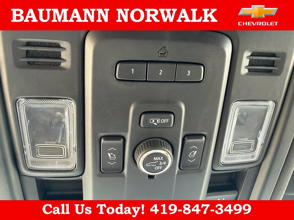 Used 2021 Chevrolet Tahoe LT w/ LT Signature Package AWD/4WD image 30