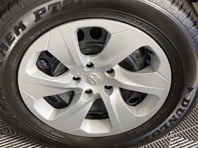 Used 2025 Toyota RAV4 LE image 25