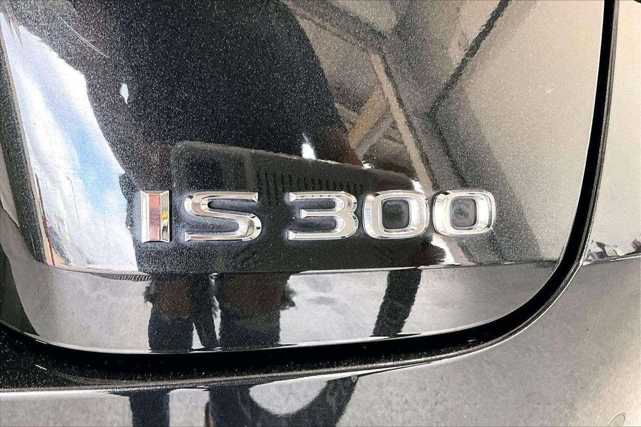 Used 2023 Lexus IS 300 w/ Premium Package image 7