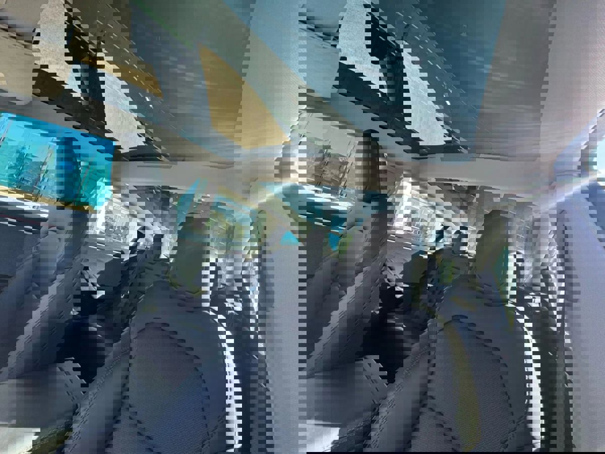 Used 2024 Tesla Model 3 Standard Range image 12