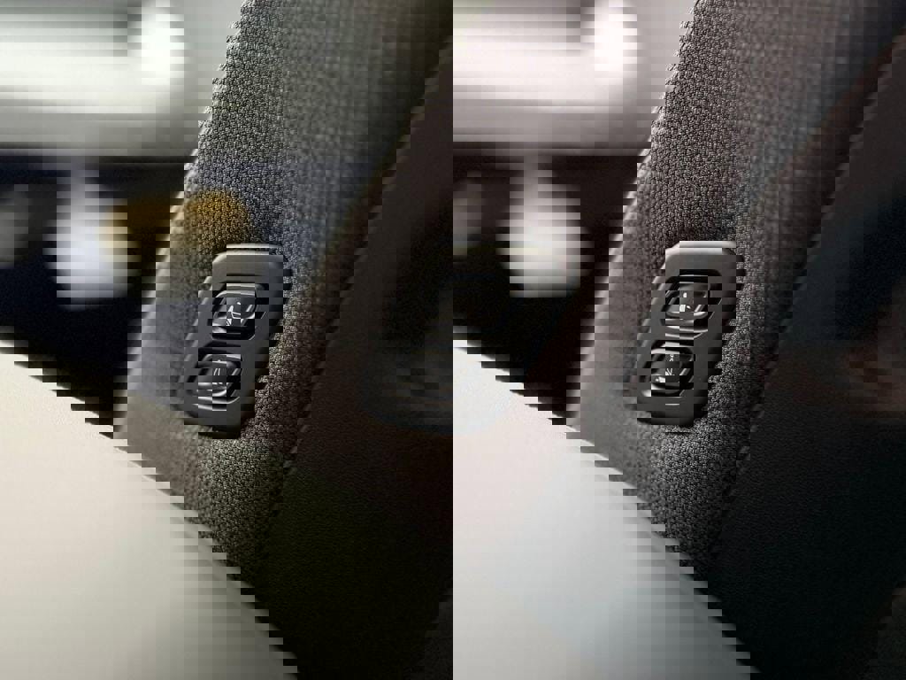 New 2026 Hyundai Ioniq 9 SE image 17