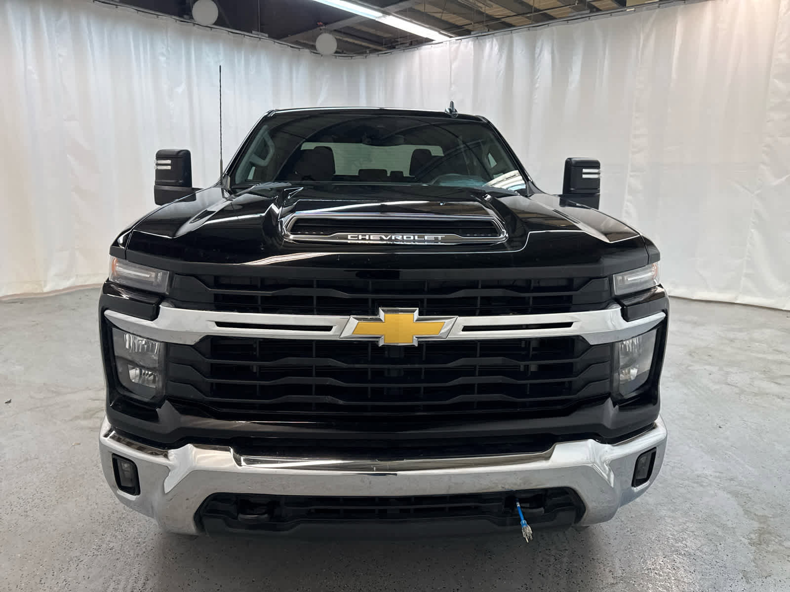 Certified 2025 Chevrolet Silverado 2500 LT w/ Convenience Package image 9