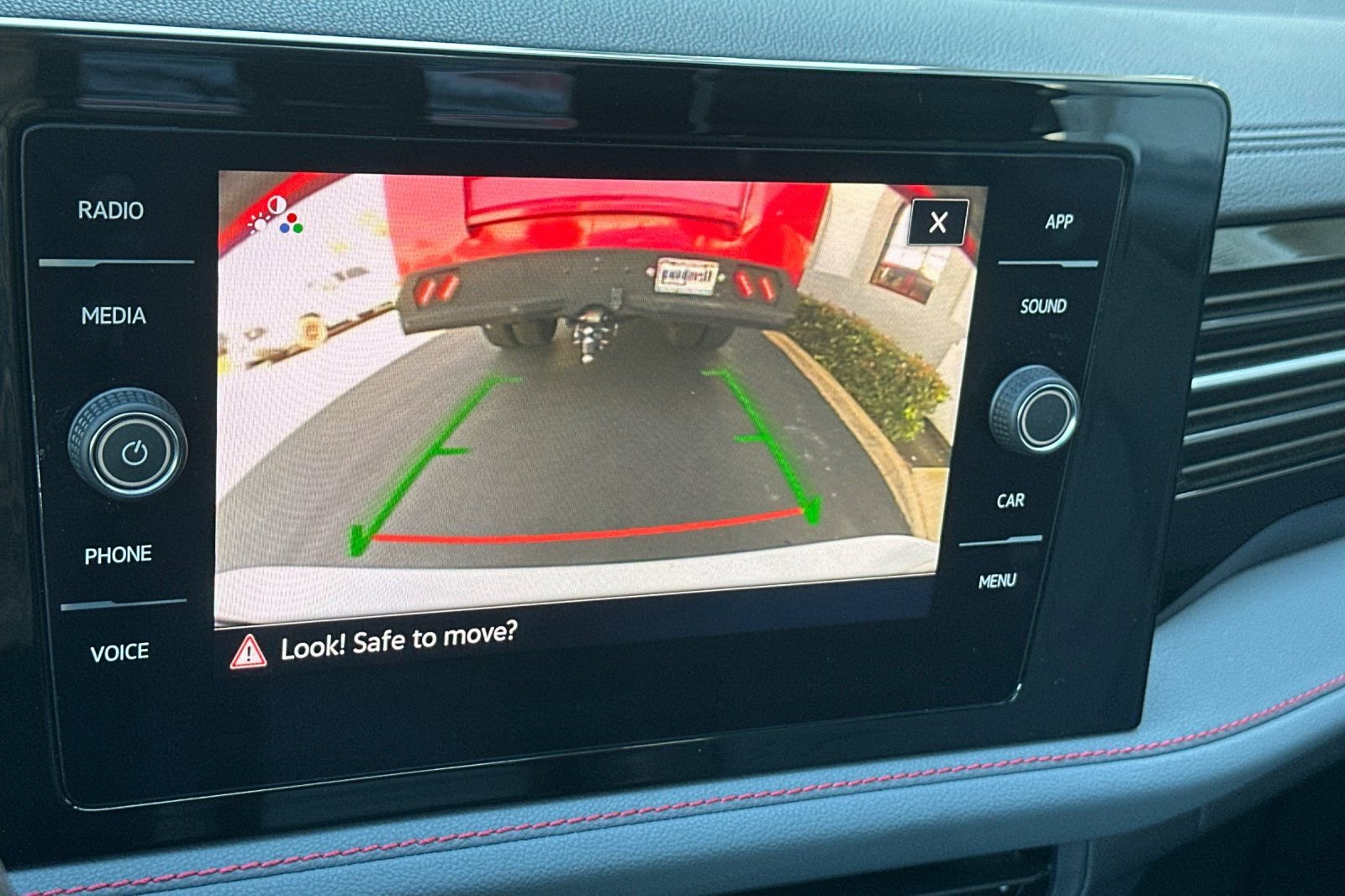 Used 2025 Volkswagen Jetta GLI Autobahn image 18