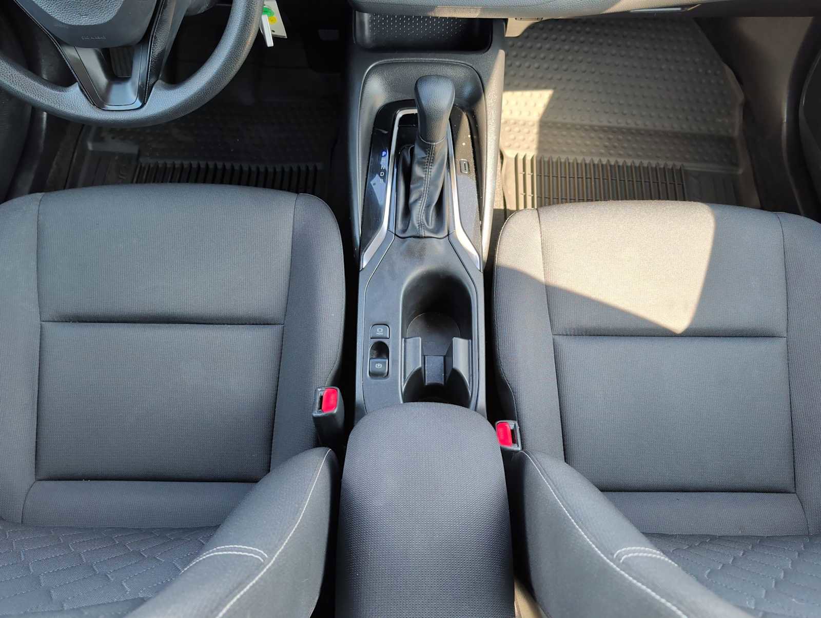 Used 2023 Toyota Corolla LE image 20