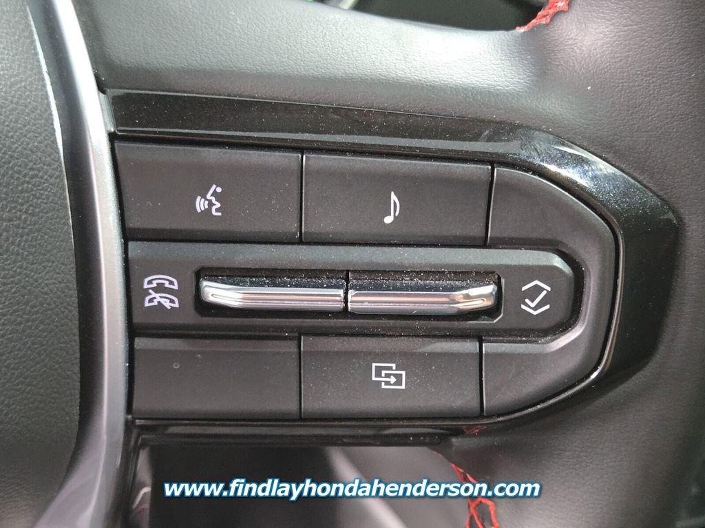 Used 2024 Chevrolet Colorado Z71 w/ Z71 Convenience Package 2 image 26