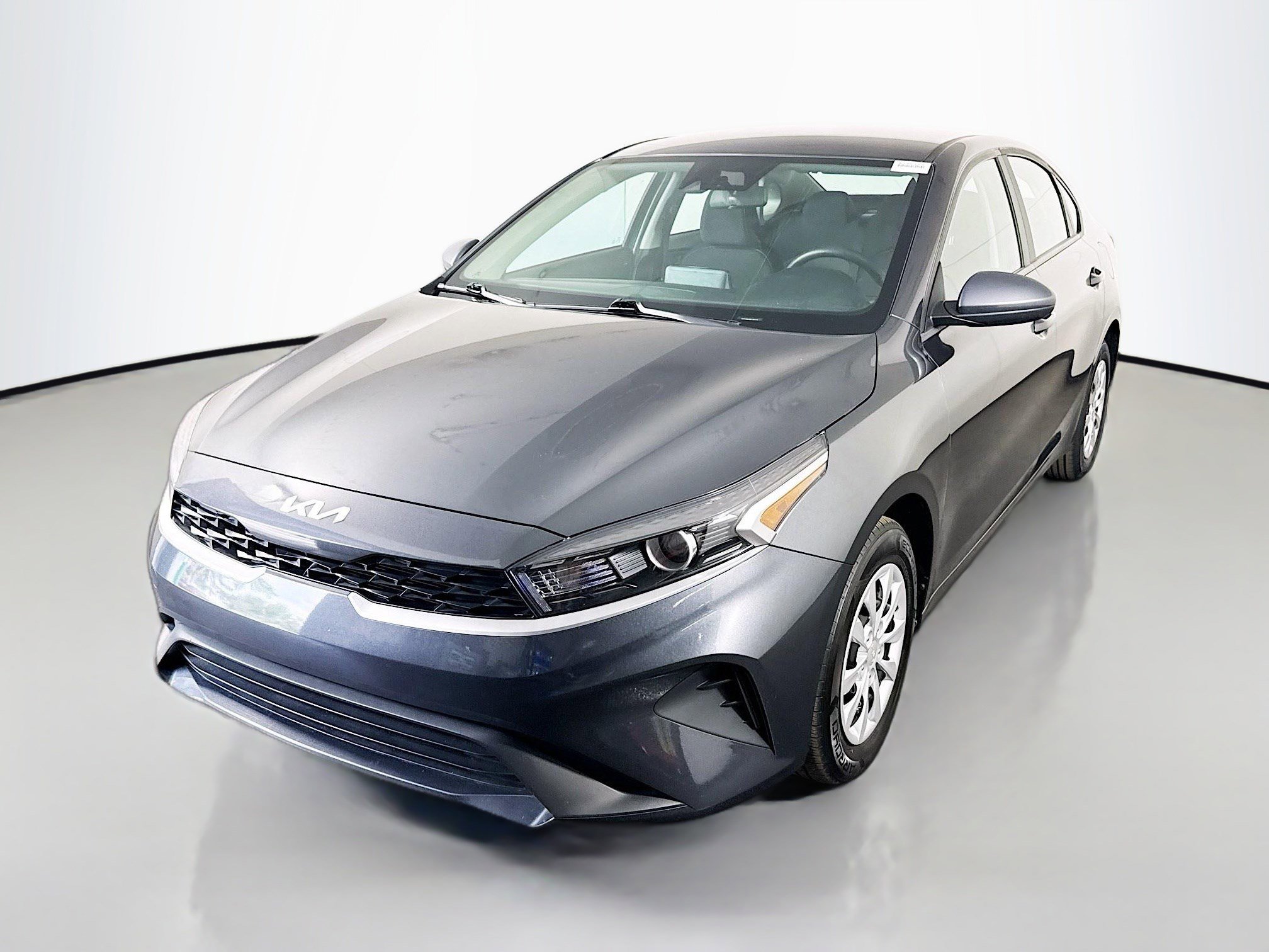 Used 2024 Kia Forte LX FWD image 4