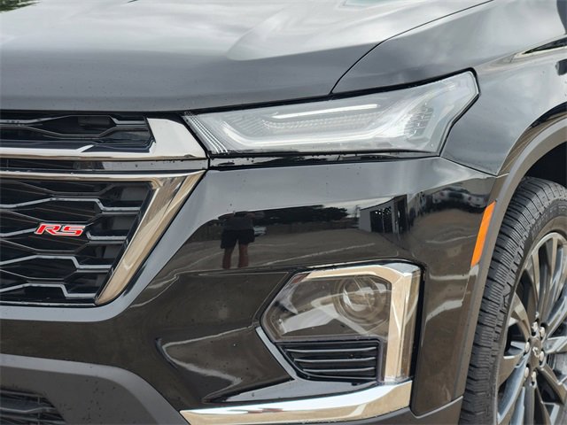 Used 2023 Chevrolet Traverse RS FWD image 16