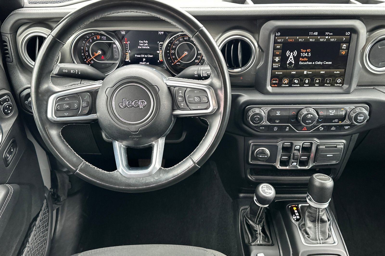 Certified 2022 Jeep Gladiator Overland w/ Safety Group image 15