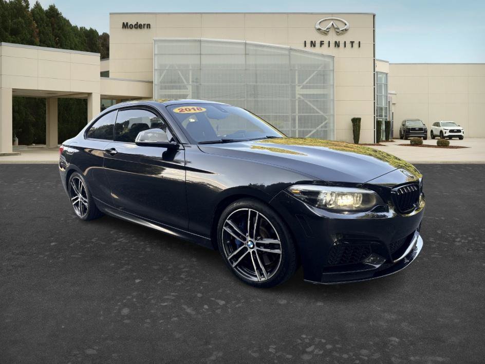 Used 2018 BMW M240i Coupe RWD image 3