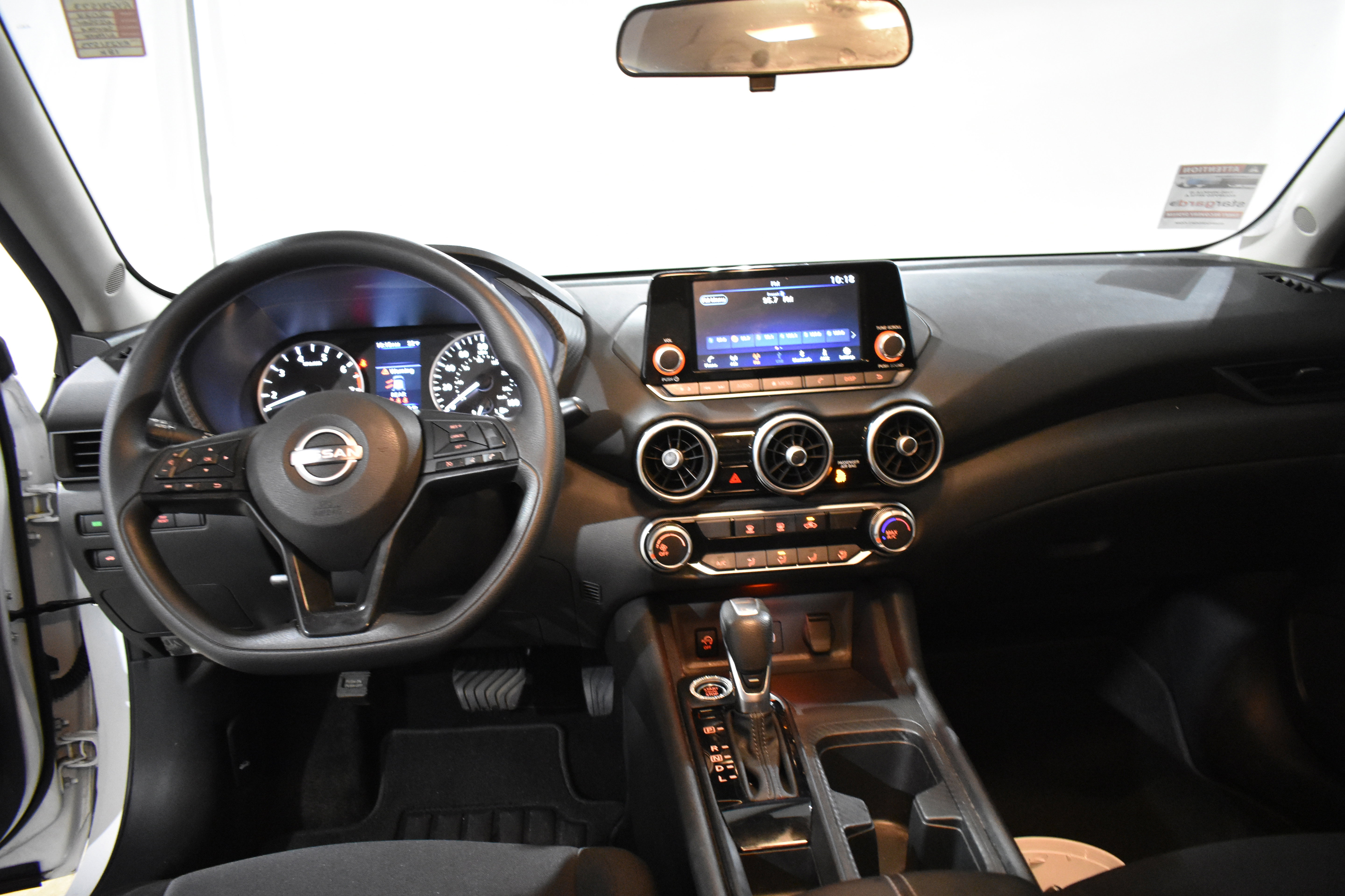 Used 2024 Nissan Sentra S image 28