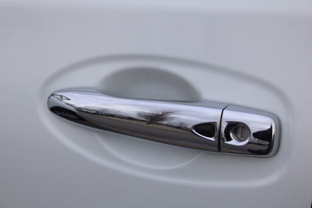 Used 2016 Nissan Rogue SV image 13