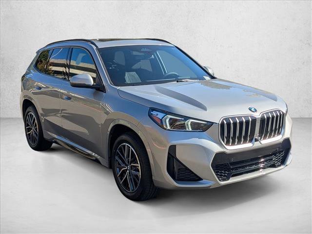 Used 2026 BMW X1 xDrive28i w/ Technology Package AWD/4WD image 3