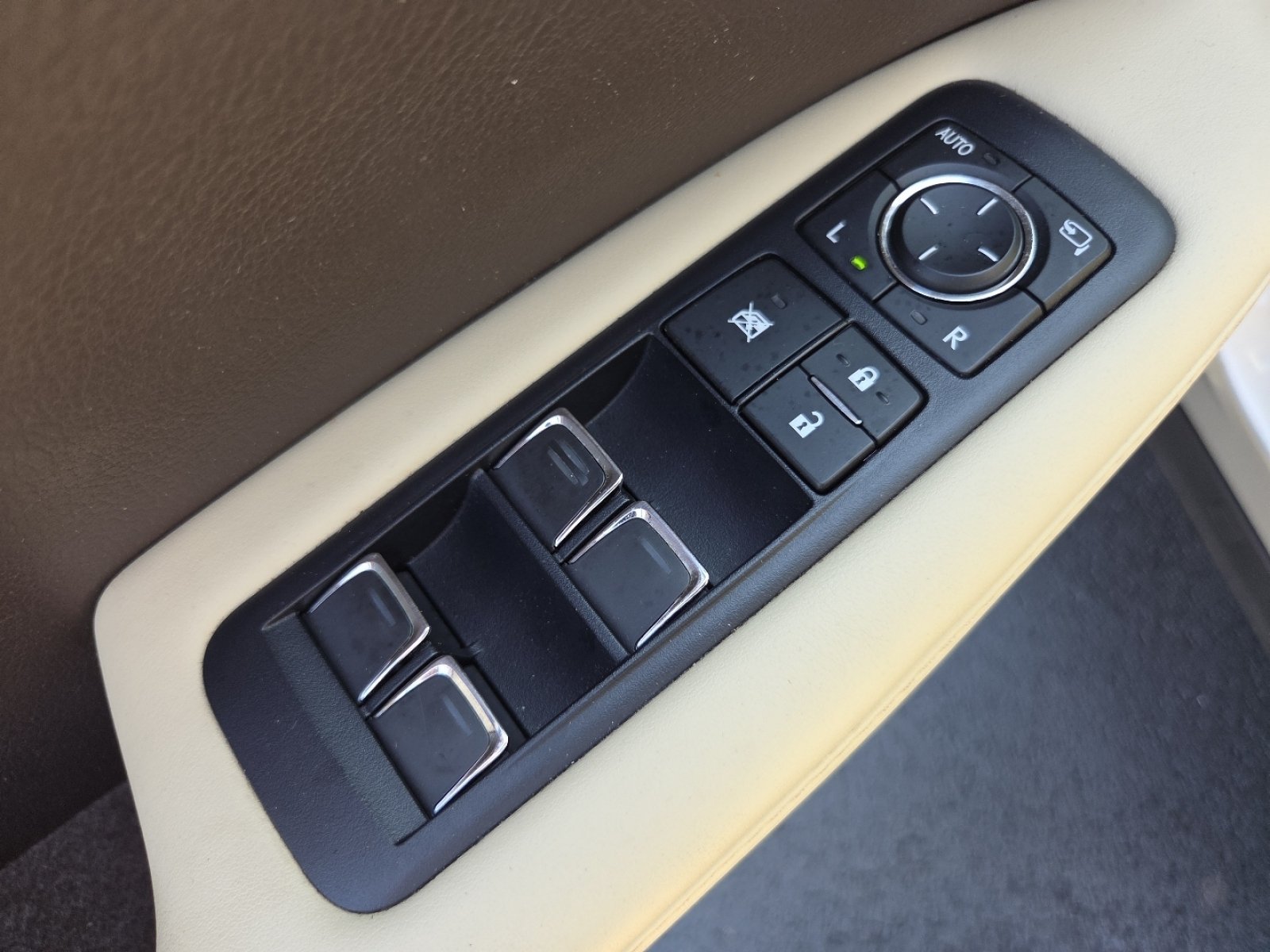 Used 2019 Lexus RX 350 AWD w/ Navigation Package image 34