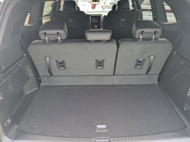 New 2026 GMC Acadia Elevation w/ Elevation Premium Package FWD image 12