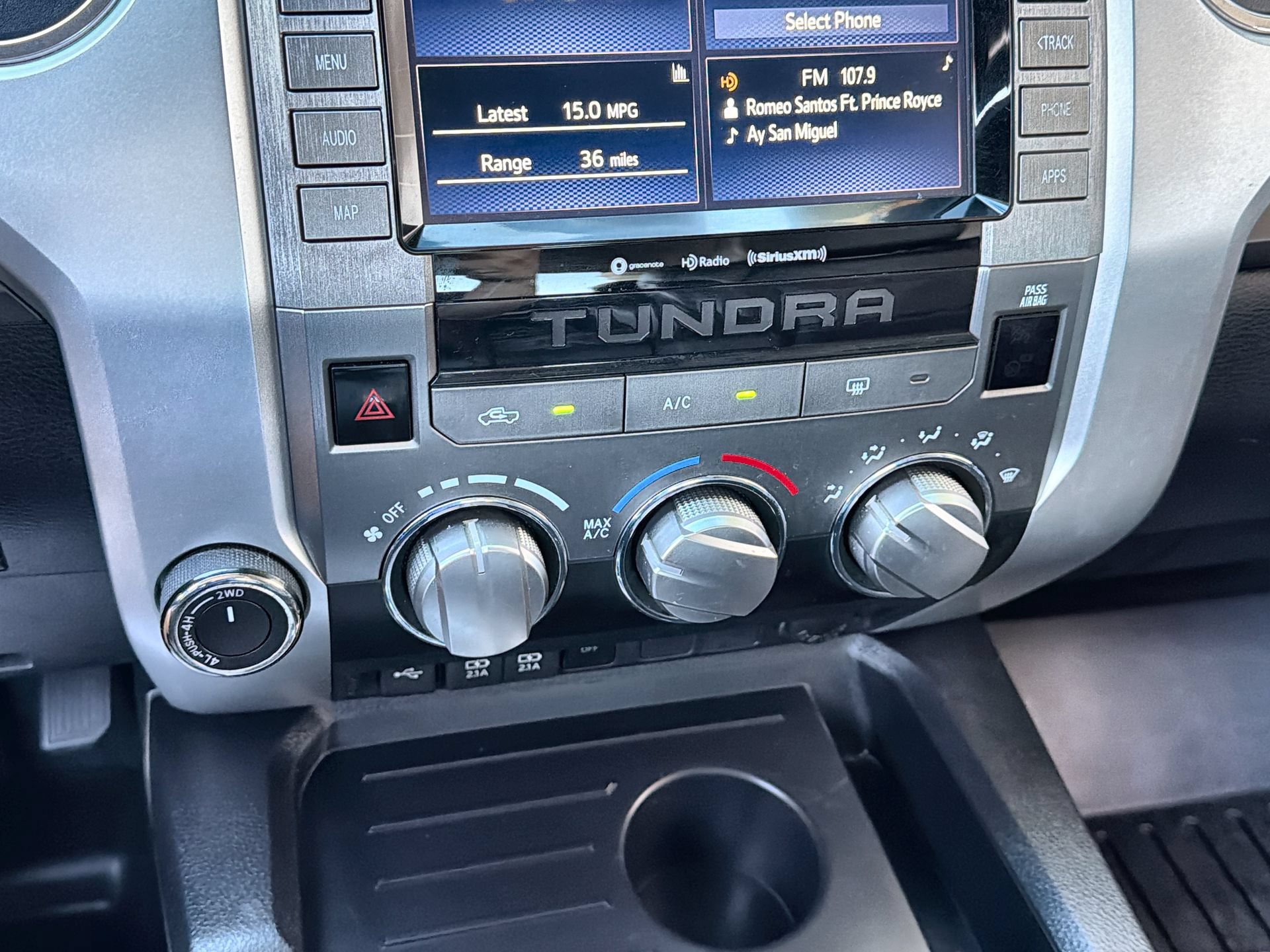 Used 2021 Toyota Tundra SR5 w/ SR5 Leather Package AWD/4WD image 18
