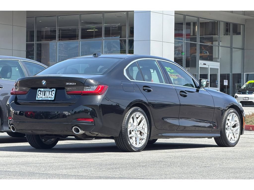Used 2025 BMW 330i Sedan RWD image 4