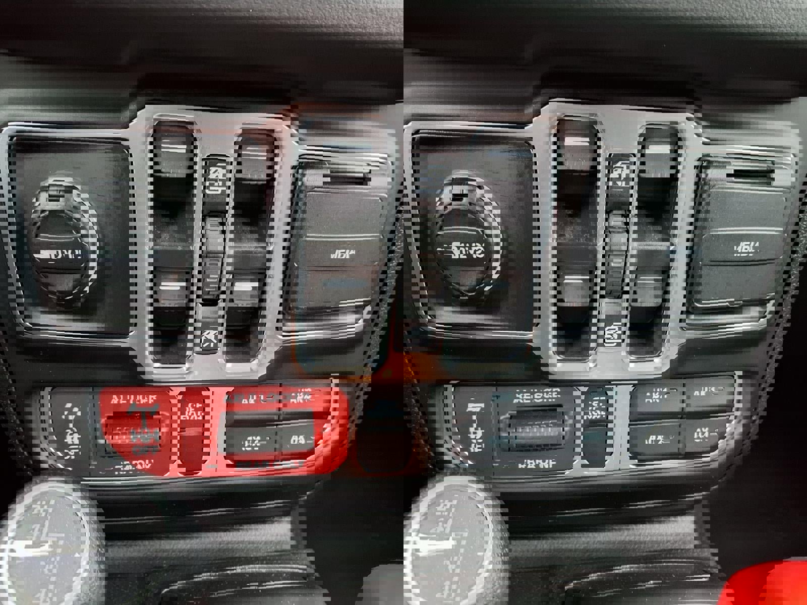 New 2026 Jeep Gladiator Mojave w/ Steel Bumper Group image 6