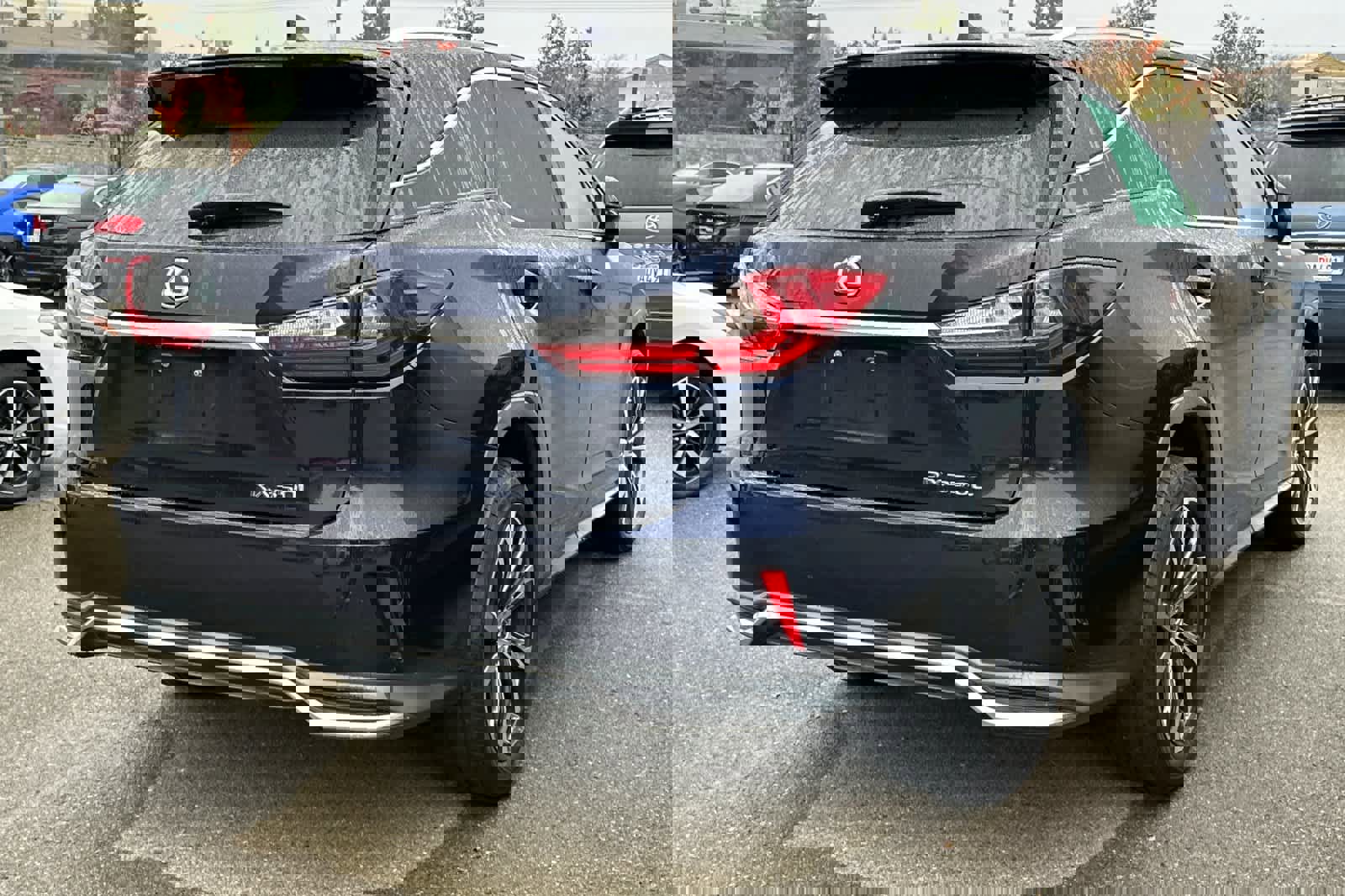 Used 2019 Lexus RX 350L w/ Premium Package image 2