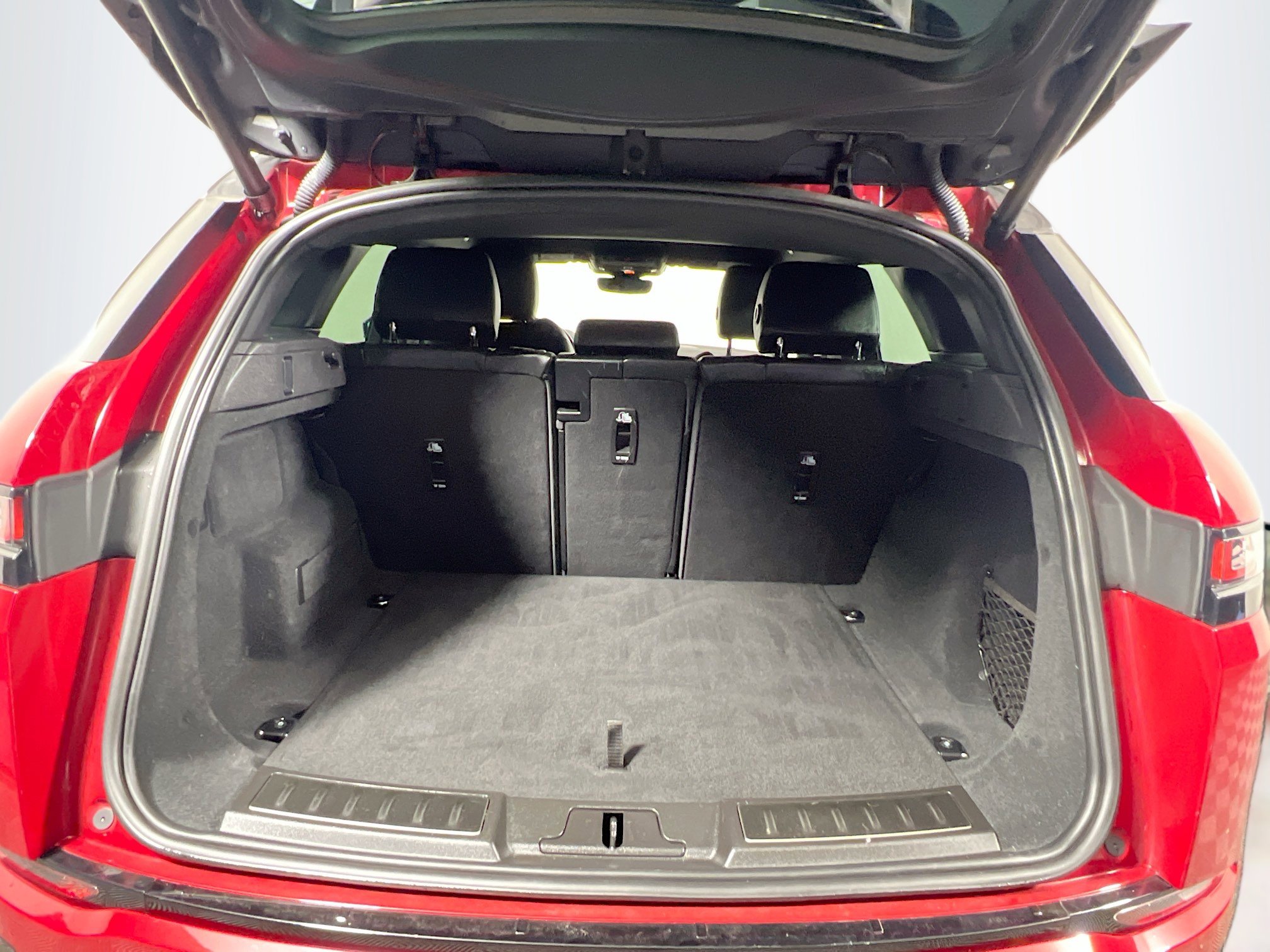 Used 2023 Land Rover Range Rover Evoque R-Dynamic SE image 34