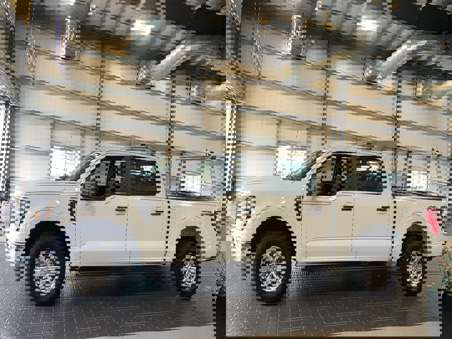 Used 2023 Ford F150 XL w/ XL Chrome Appearance Package image 4