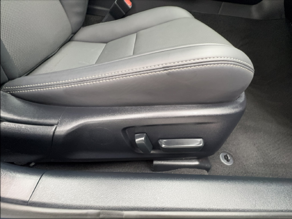 Used 2024 Lexus IS 300 w/ Comfort Package RWD image 35