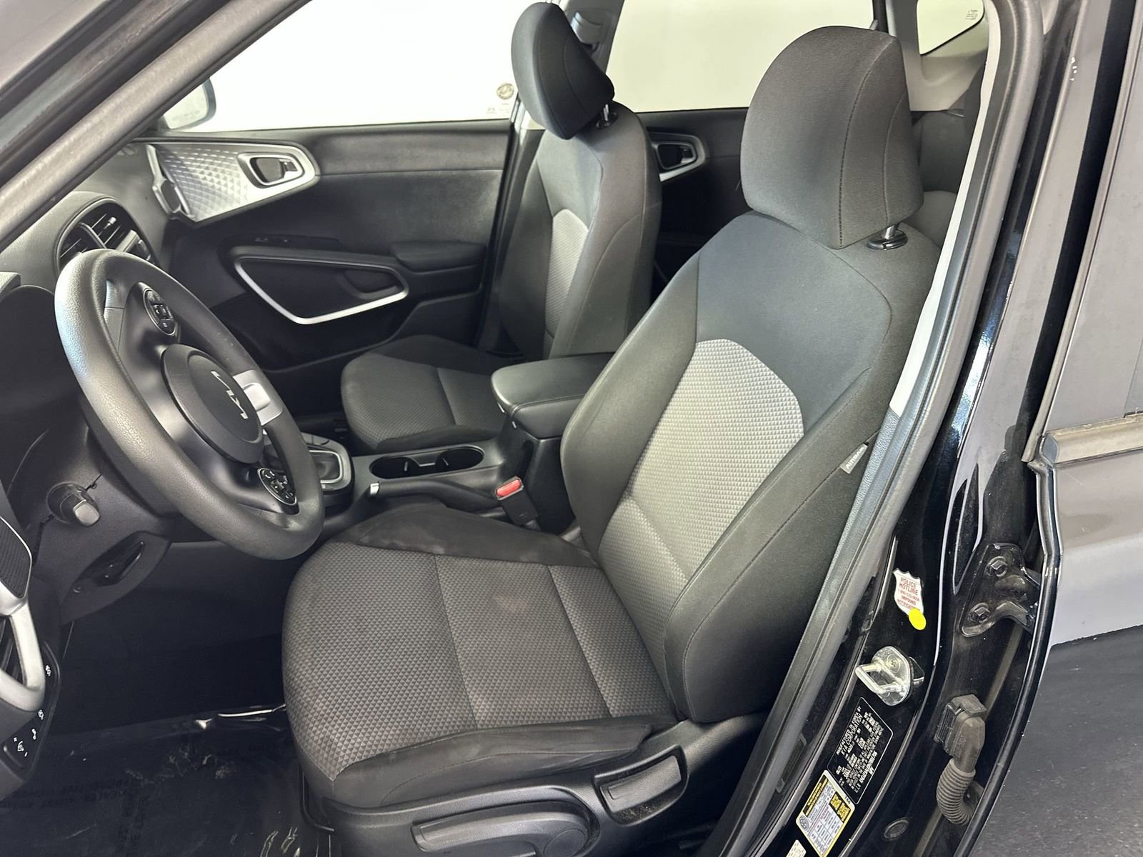 Used 2022 Kia Soul LX w/ Technology Package image 15