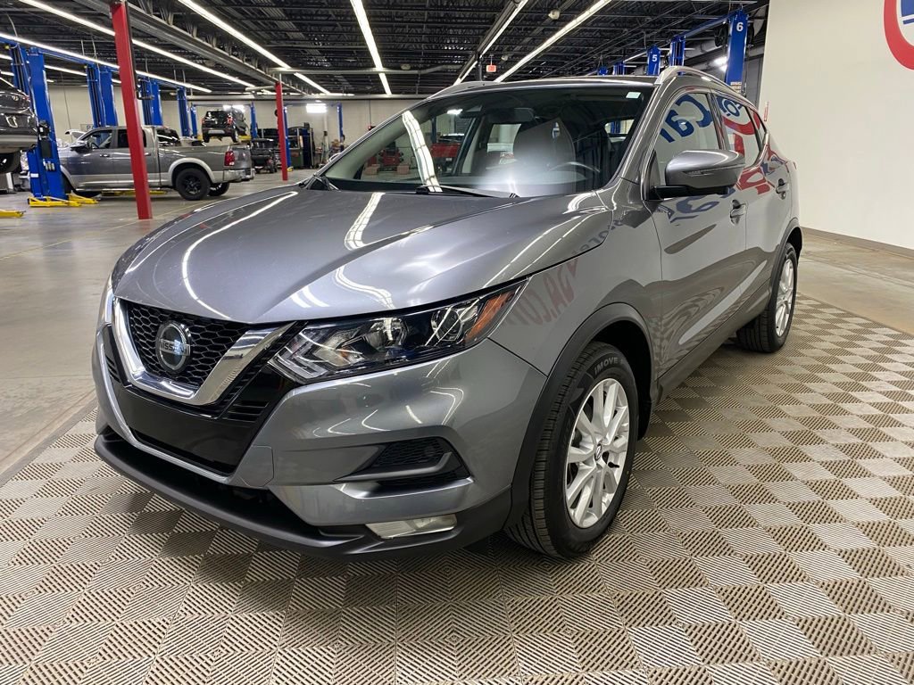 Used 2022 Nissan Rogue Sport SV w/ Technology Package image 5