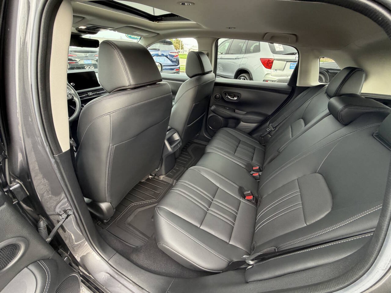 Used 2024 Honda HR-V EX-L image 22
