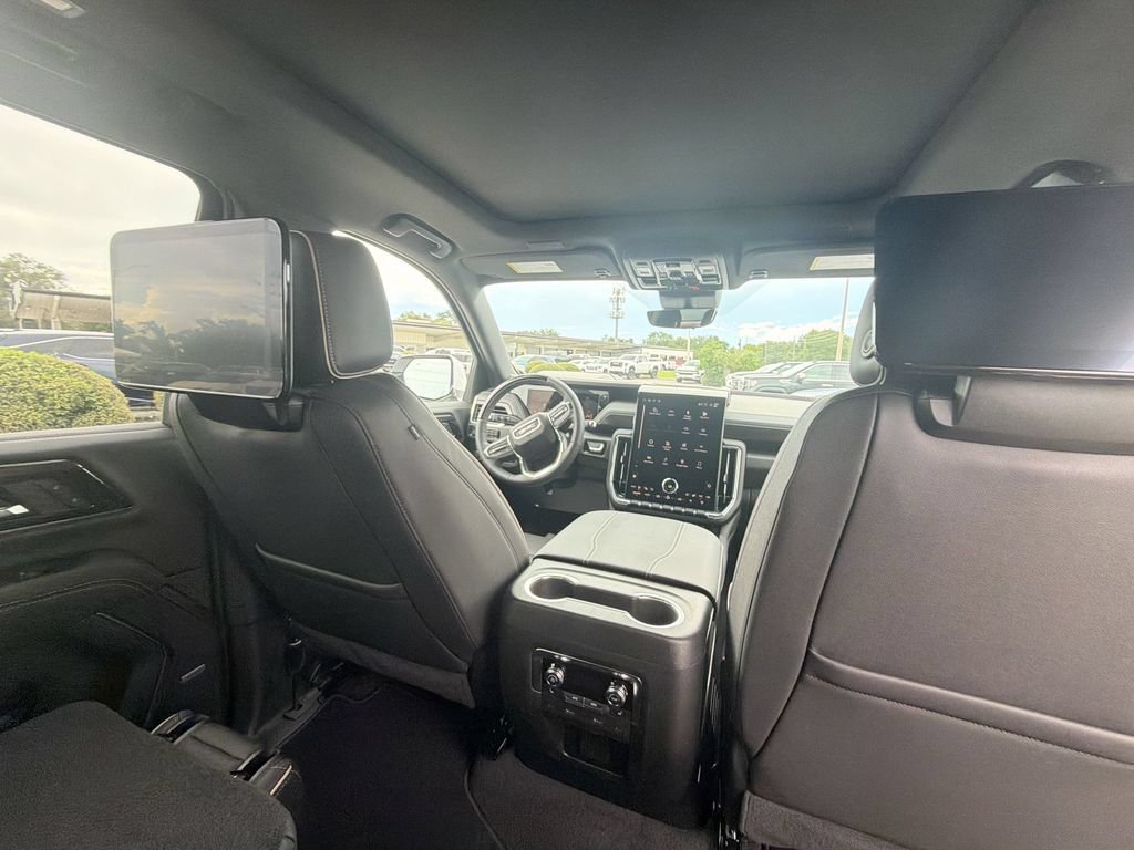 New 2026 GMC Yukon XL Elevation w/ Elevation Premium Package AWD/4WD image 10
