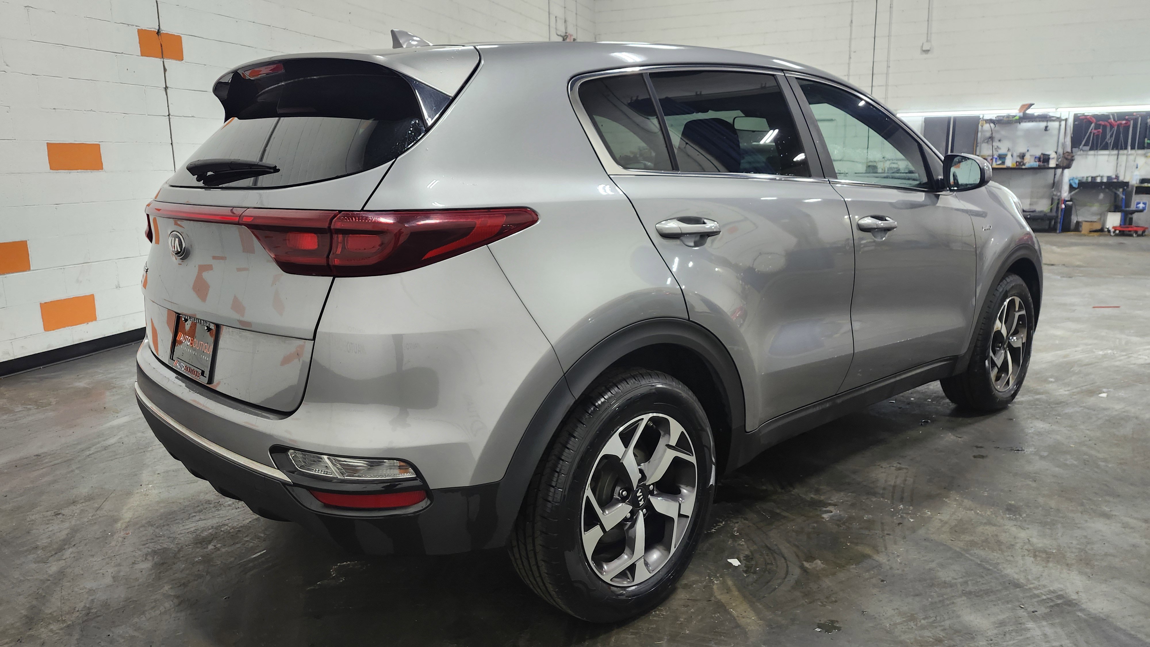 Used 2020 Kia Sportage LX image 15