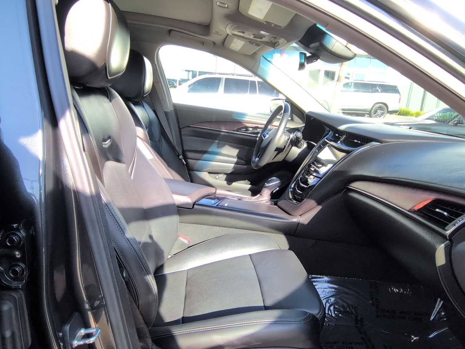 Used 2017 Cadillac CTS Luxury image 27