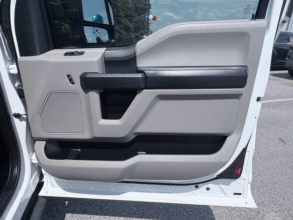 Used 2017 Ford F250 XL w/ Power Equipment Group RWD image 27