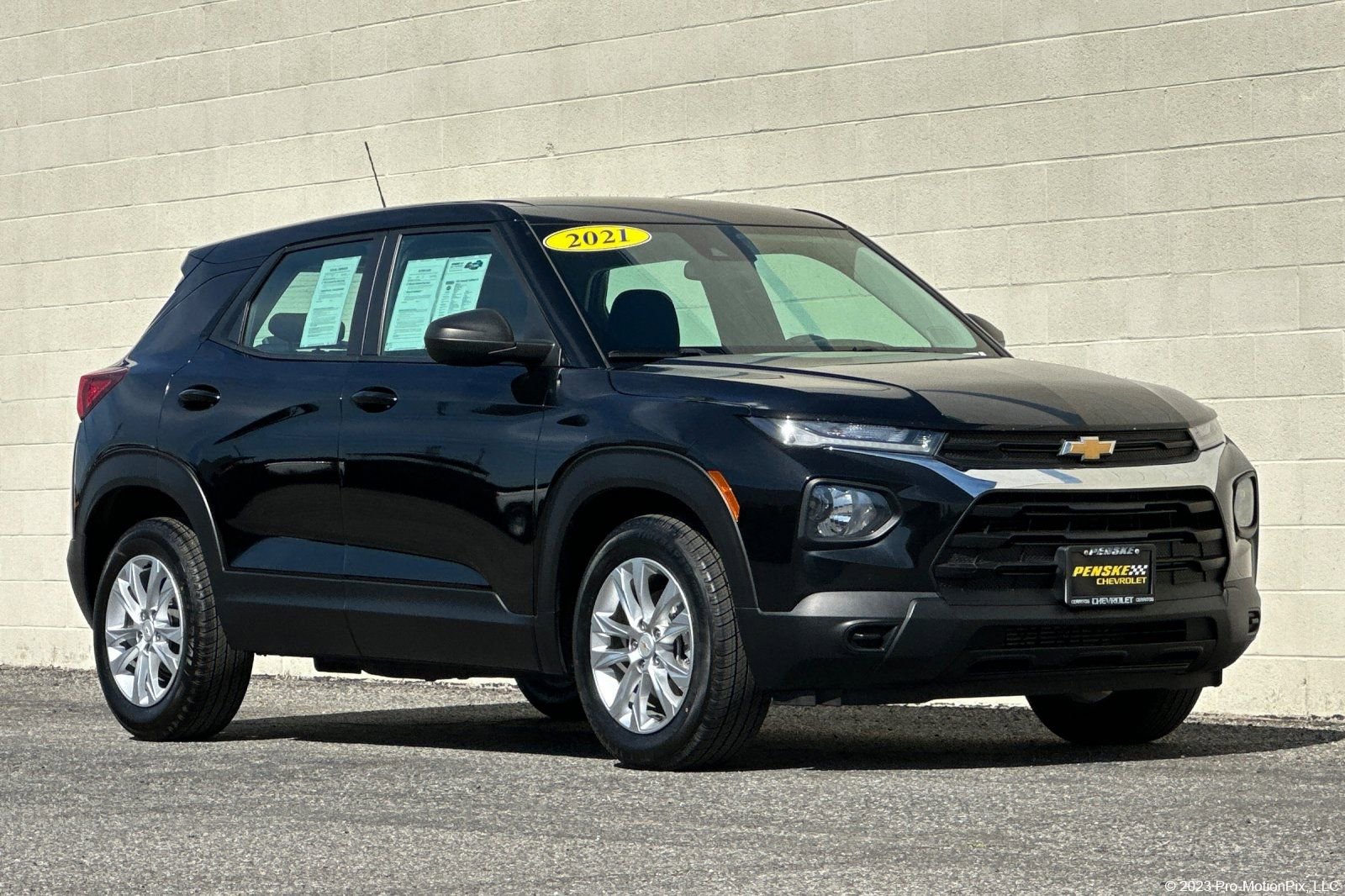Certified 2021 Chevrolet TrailBlazer LS w/ LPO, Blackout Package