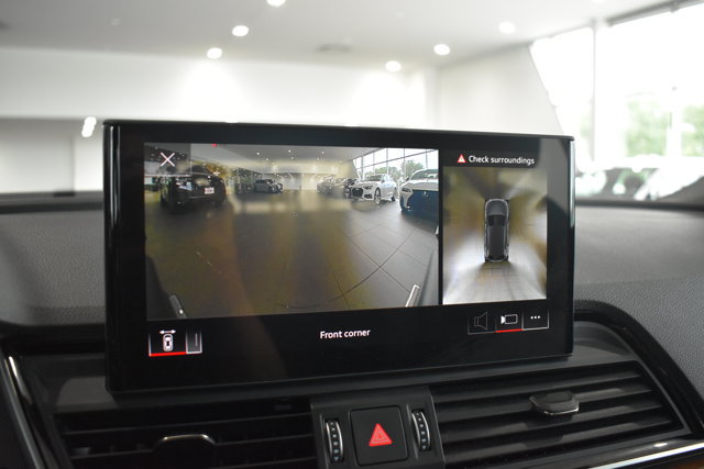 Used 2023 Audi Q5 2.0T Premium Plus w/ Premium Plus Package AWD/4WD image 17