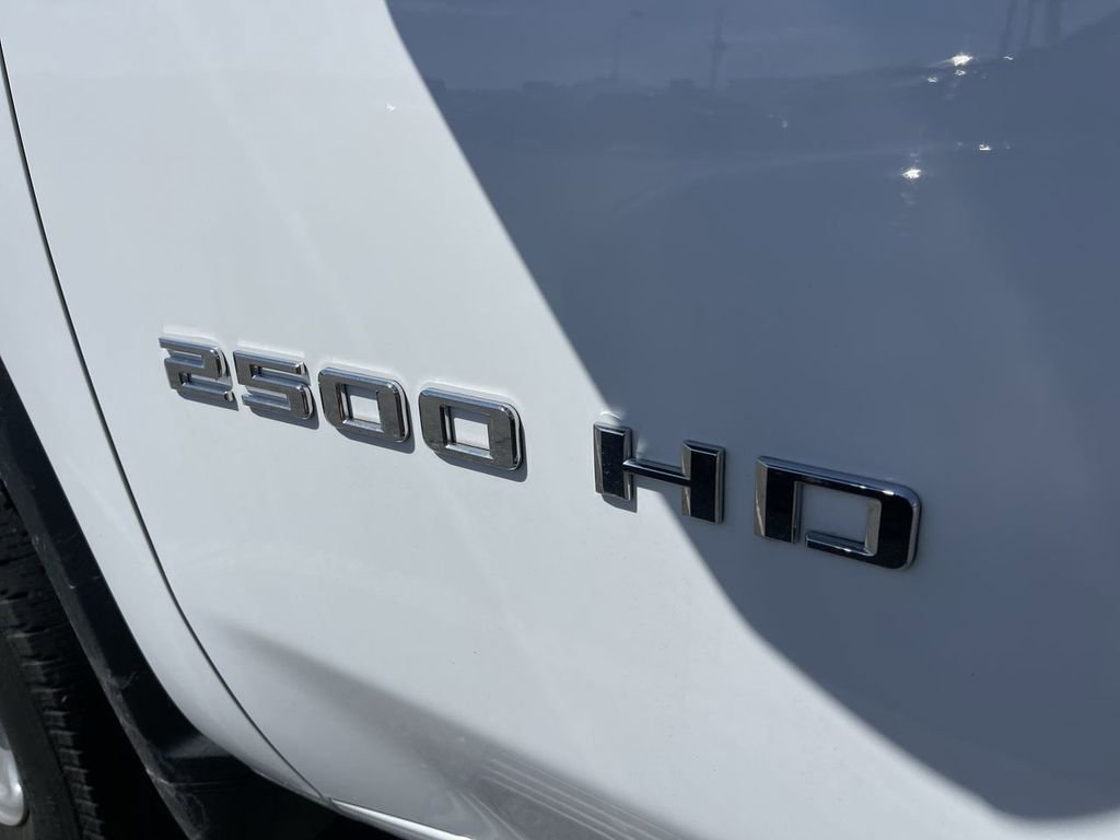 Used 2024 Chevrolet Silverado 2500 W/T w/ WT Fleet Convenience Package AWD/4WD image 4