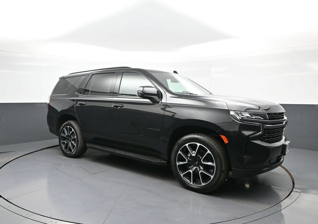 Used 2022 Chevrolet Tahoe RST w/ Luxury Package AWD/4WD image 4