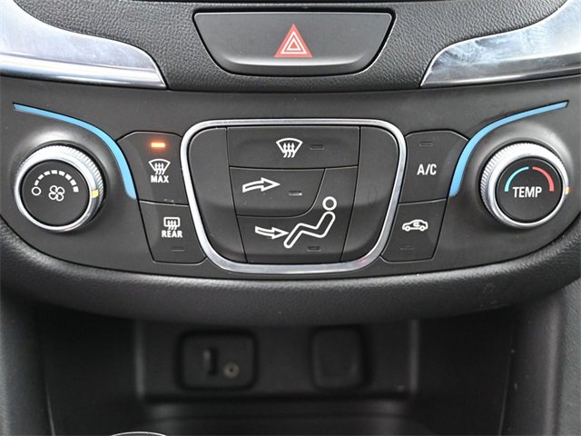 Used 2018 Chevrolet Equinox LT image 23