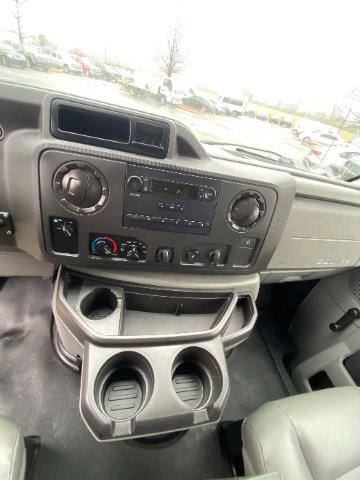 Used 2014 Ford E-150 and Econoline 150 image 21