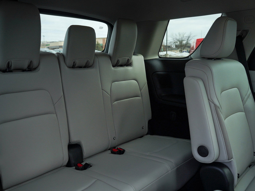 New 2026 Nissan Pathfinder SL w/ SL Premium Package AWD/4WD image 12