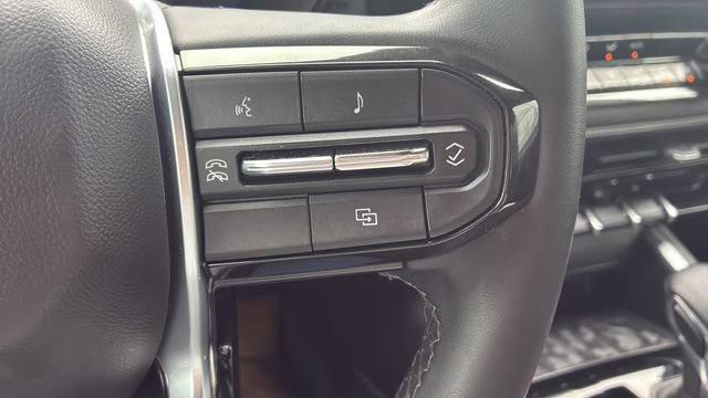 Certified 2024 Chevrolet Colorado LT w/ LT Convenience Package image 24