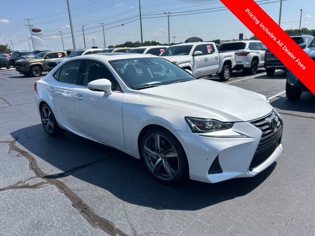 Used 2017 Lexus IS 200t w/ Premium Package RWD image 24