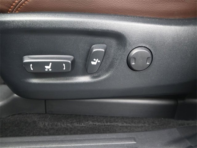 Used 2022 Toyota 4Runner Limited image 10