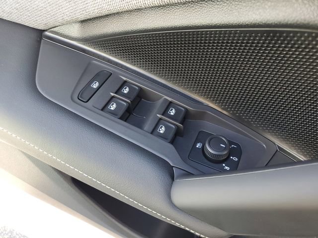 Certified 2025 Volkswagen Tiguan S image 30