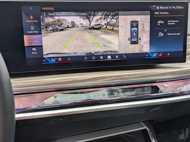 Used 2024 BMW 740i image 14